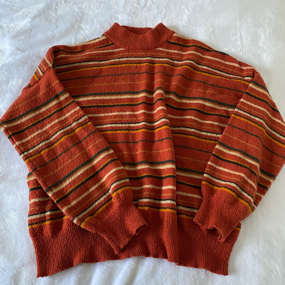 Cozy Sweater!🧡